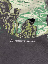 Load image into Gallery viewer, 1993 Lynard Skynard World Tour XL *Disstressed

