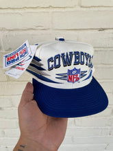 Load image into Gallery viewer, DSWT 90’s Vintage NFL Dallas Cowboys Logo Athletic Pro Line Diamond Cut Snapback
