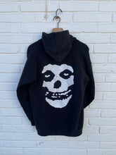 Load image into Gallery viewer, 90’s Misfits Fiend Skull Pullover Hoodie Medium
