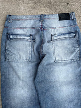Load image into Gallery viewer, Koman Baggy Jean Shorts Sz 38
